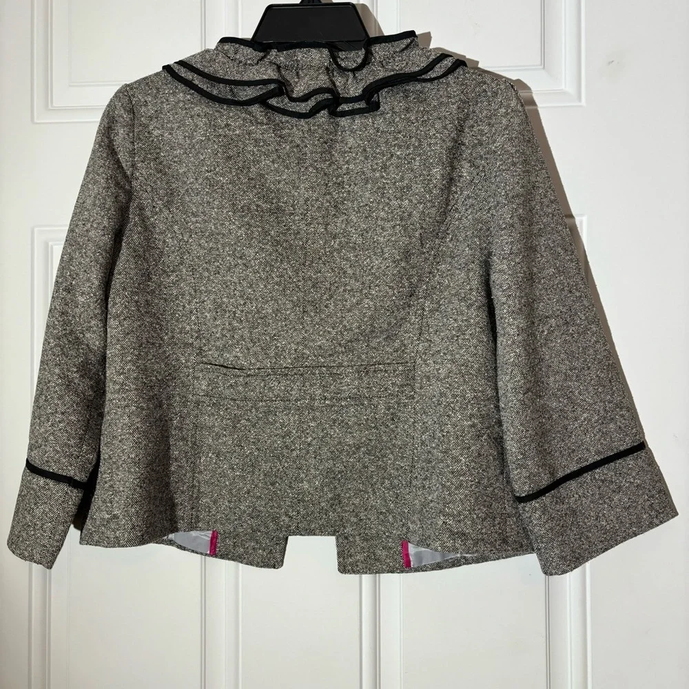❤️2/$15 or 3/$21❤️ Loft Tweed Black/White Half Jacket, Size 6 - Picture 2 of 13